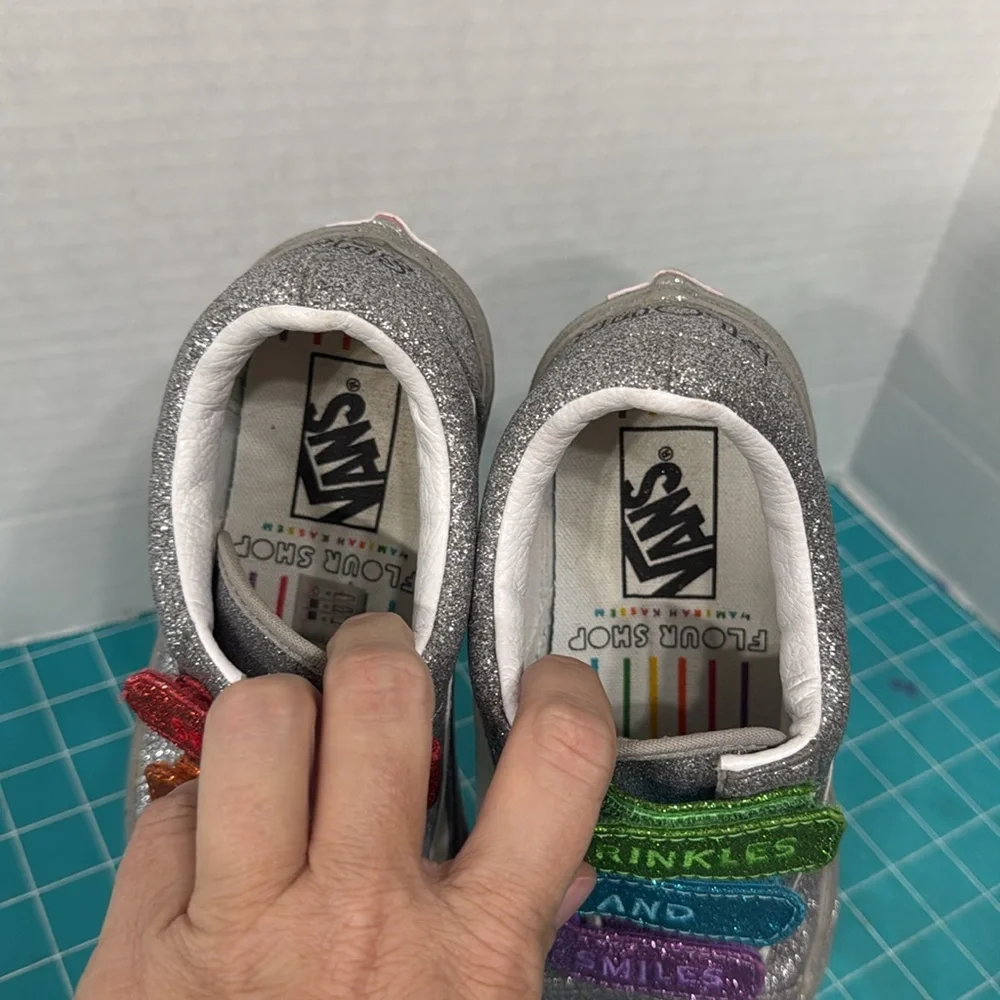 Vans x Flour Shop by Amirah Kassem  Rainbow Glitter Old Skool Skate Shoe 7.5 - Picture 7 of 16